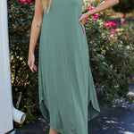 V NECK SLEEVELESS MAXI DRESS