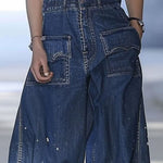 Casual Loose Graffiti Multi-Pocket Jeans