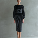 Women's Elegant Black Velvet Round-neck Long-sleeved Midi Dress