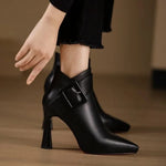 Lyxen | Premium Orthopedic Footwear