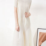 Casual Short Sleeves Pleated Solid Color Round-Neck Midi Dresses