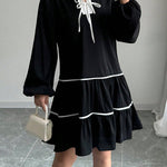A-Line Long Sleeves Elasticity Pleated Tied V-Neck Mini Dresses