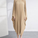 Urban Flared Batwing Sleeves Pleated Solid Color Round-Neck Midi Dresses