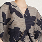 Batwing Sleeves Loose Pleated Printed V-Neck Midi Dresses
