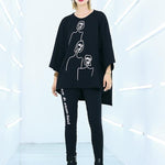 Embroidered Black&White Loose Round-Neck T-Shirt