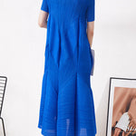 Casual Short Sleeves Pleated Solid Color Round-Neck Midi Dresses