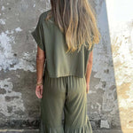 Solid Color Crew Neck Short-sleeved Casual Top and Elastic Waist Tie Pocket Wide Leg Pants Set
