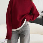 Loose-fitting casual long-sleeved top