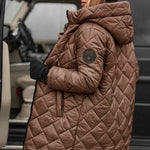Linda | Elegant Quilted Down Jacket with Hood