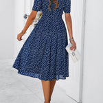 A-Line Elasticated Waist Contrast Color Polka Dot Split-Joint Tied Waist Round-Neck Midi Dresses