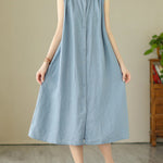 A-Line Sleeveless Buttoned Pleated Solid Color Round-Neck Midi Dresses