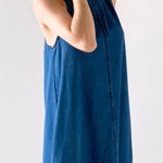 A-Line Loose Pockets Solid Color Tied Round-Neck Maxi Dresses
