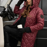 Linda | Elegant Quilted Down Jacket with Hood