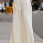 Modern Structured Two-Piece Set ��� Cropped Zip-Front Jacket & Wide-Leg Trousers