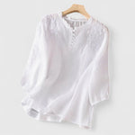 Dorotea | Chic Button-Up Blouse