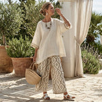 Ilaria – Sophisticated top and casual pants, an elegant and comfortable look