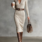 Valoria | Chic Fitted Midi Dress