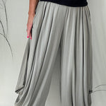 Super Comfy Elastic Waist Pocketed Harem Style Loose Pants