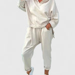 Wanda | Cozy Hooded Sweatshirt Ensemble