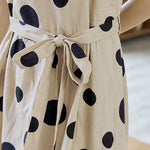 Loose Sleeveless Contrast Color Pleated Polka-Dot Split-Joint Tied Waist Round-Neck Midi Dresses