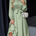 Loose Puff Sleeves Elasticity Pleated Solid Color Split-Joint Tied Waist Round-Neck Midi Dresses