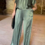 Solid color mercerized V-neck casual suit