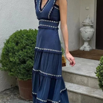 Temperamental and Mature V-neck Tassel Dress