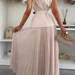 Relaxed and Elegant Round Neck Button Up Belted Pocket Loose Vest