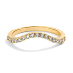 Sleek Wave Line Diamond-Inlaid Ring