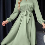 Loose Puff Sleeves Elasticity Pleated Solid Color Split-Joint Tied Waist Round-Neck Midi Dresses