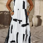 Panel Pocket Round Neck Neck Pleated Dress