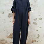 Minimalist Pleated Loose-fitting Jumpsuit