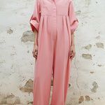 Minimalist Pleated Loose-fitting Jumpsuit