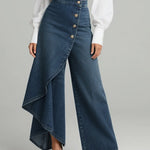 Women's High-waisted Relaxed Fit Wide-leg Jeans With A Stylish Design.