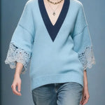 Women's Color-block V-neck Three-quarter Sleeve Loose-fitting Casual Knitted Sweater