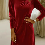 Women's Elegant Velvet Dress With Metal Decorative Buckle