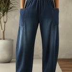 Casual Patch Pocket Loose-fitting Jeans