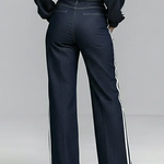 Casual And Cozy White-trimmed Straight-leg Jeans