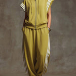 Women's Solid Color Stand-collar Short-sleeved Casual Loose Cotton Top And High-waisted Wide-leg Cotton Pants Set.
