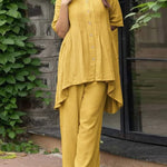 Women's Round Neck Short Sleeve Casual Loose Pleated Top And High-waisted Wide-leg Pants Cotton And Linen Set.